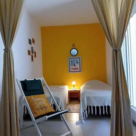 Sur Le Gr10 Et Autres Sentiers à *