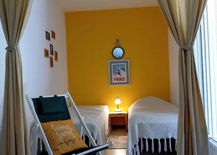 Sur Le Gr10 Et Autres Sentiers à *